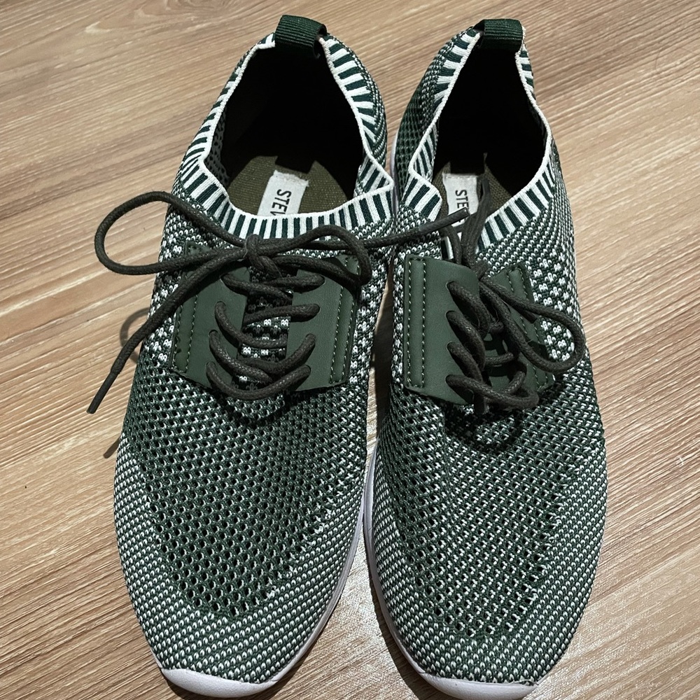 Steve Madden Green Tennis Shoes